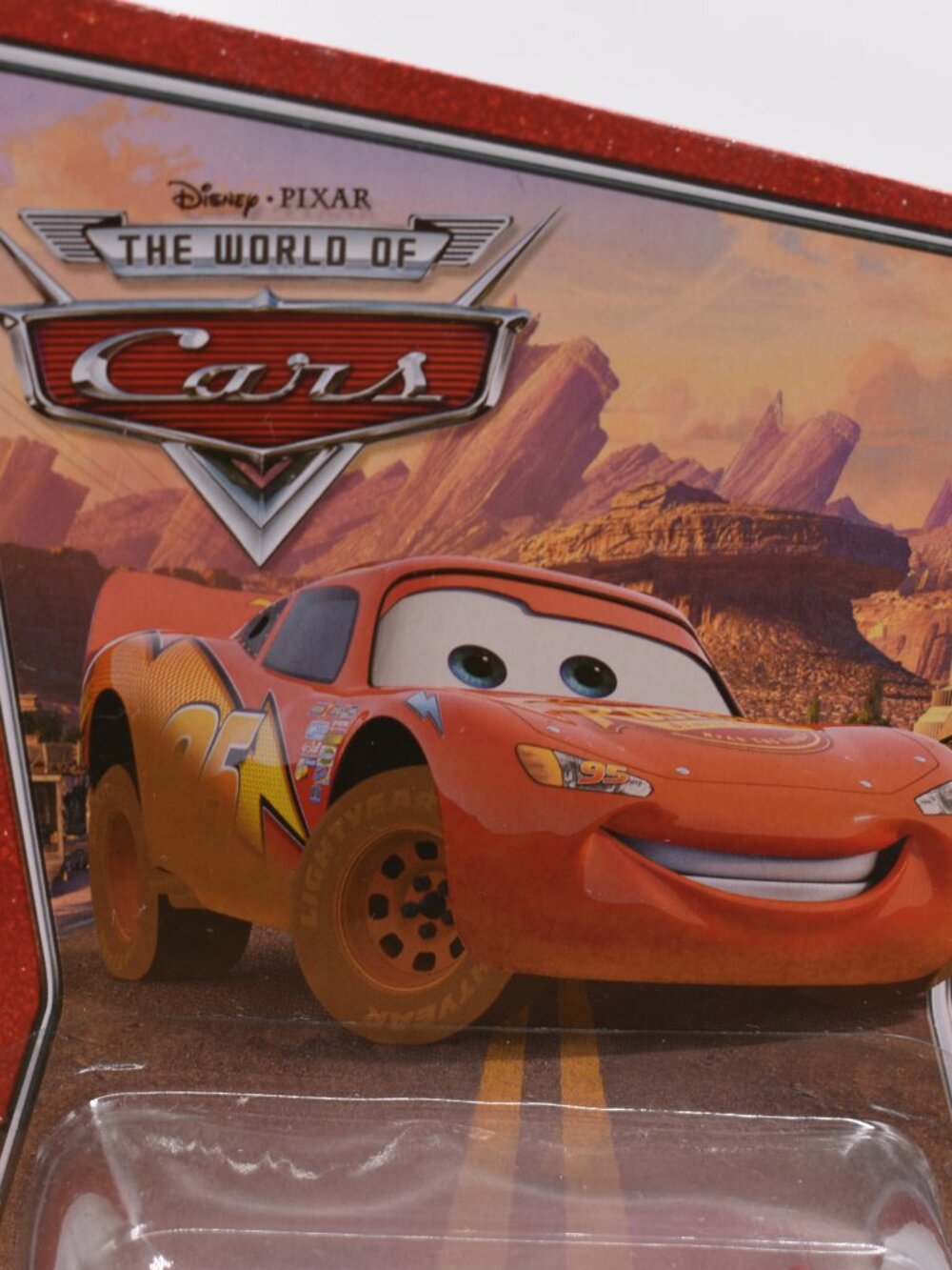 Disney Pixar THE WORLD OF CARS 2007 Series 03 Dirt Track McQueen Rayo Flash - Picture 2 of 7